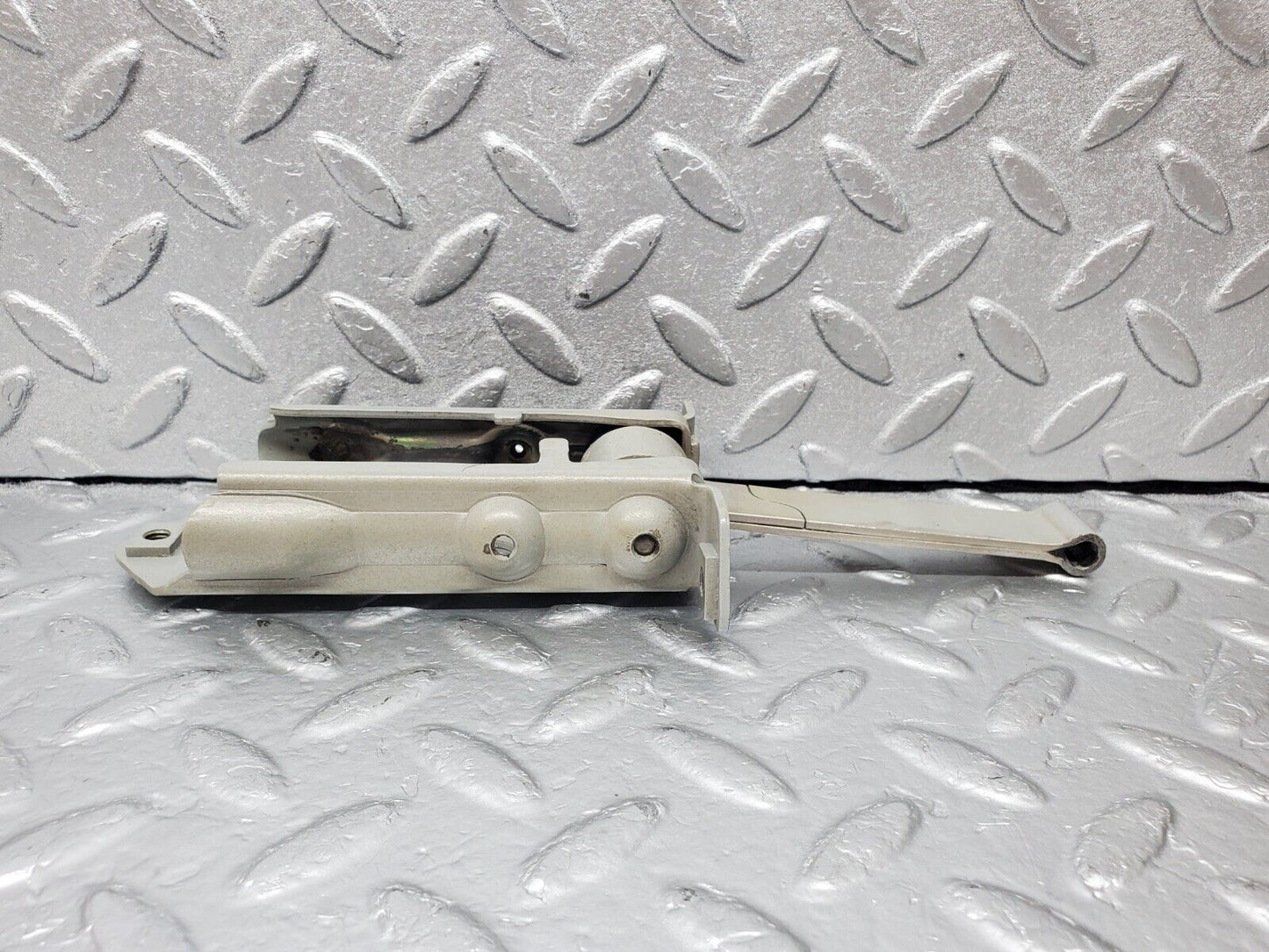 45549 Mercedes-Benz W126 420SE Door Safety Check Strap