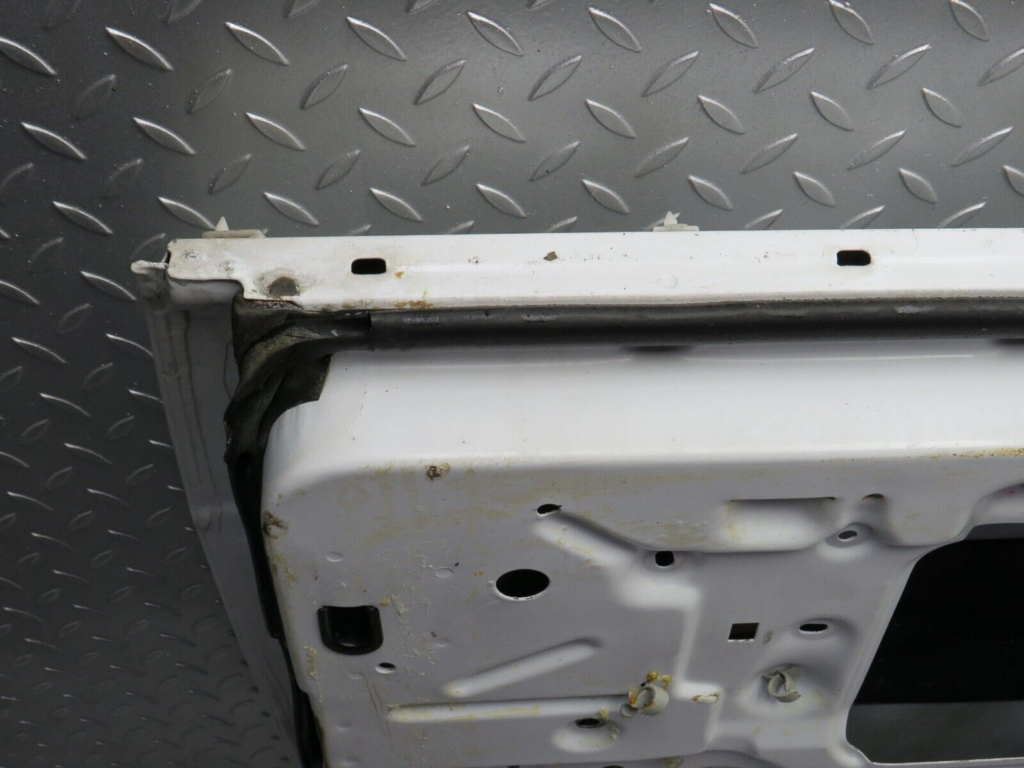 30248 Mercedes-Benz W124 230E Rear Left Door
