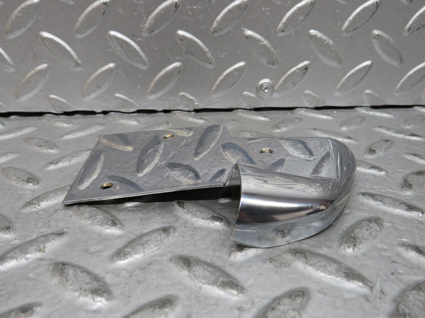 29133 Mercedes-Benz C124 320CE Coupe B Pillar Chrome Cover Plate Right Side