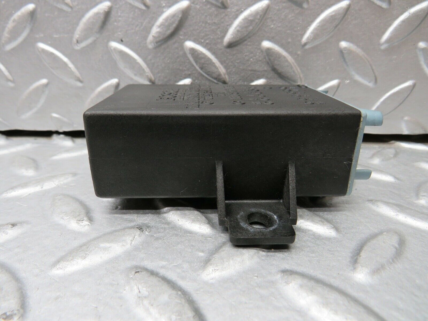 21716 Mercedes-Benz W126 300SE Heating Control Unit Bosch 0008221403
