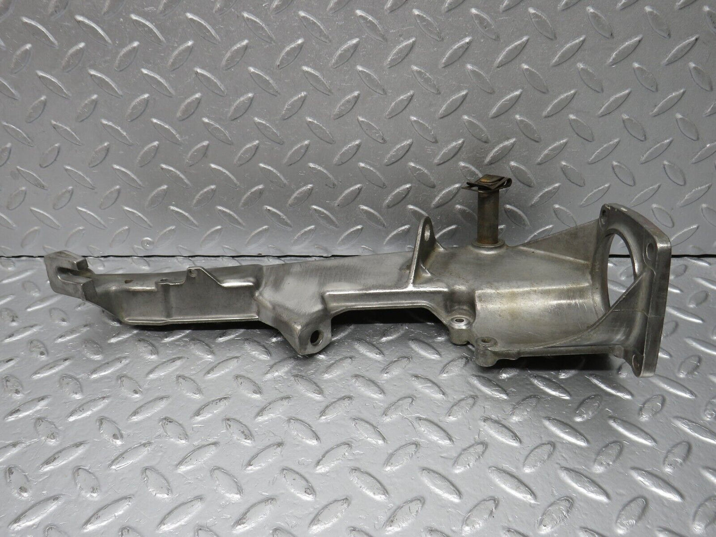 39891 Mercedes-Benz R107 350SL Brake Pedal Bracket 1072941101