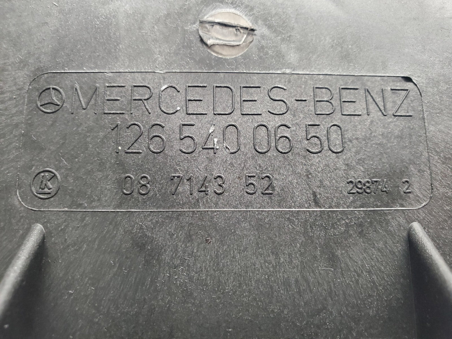 47077092