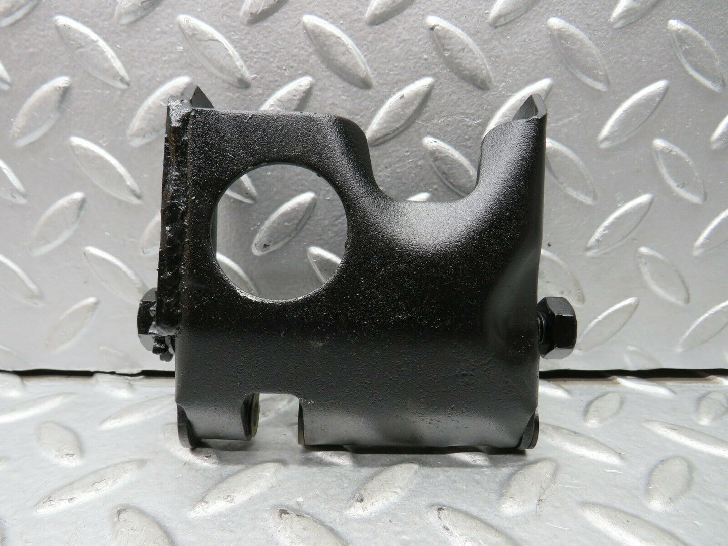 22153 Mercedes-Benz S123 280TE Wagon Alternator Generator Bracket