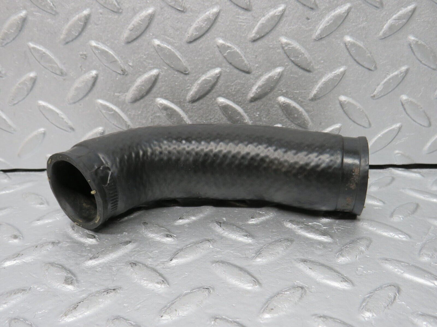 38563 Mercedes-Benz R129 280SL Coupe Radiator Hose Pipe 1042030482