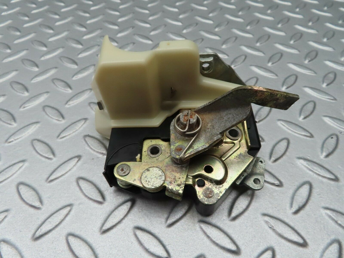 5282 Mercedes-Benz W124 230E Rear Right Door Lock Mechanism