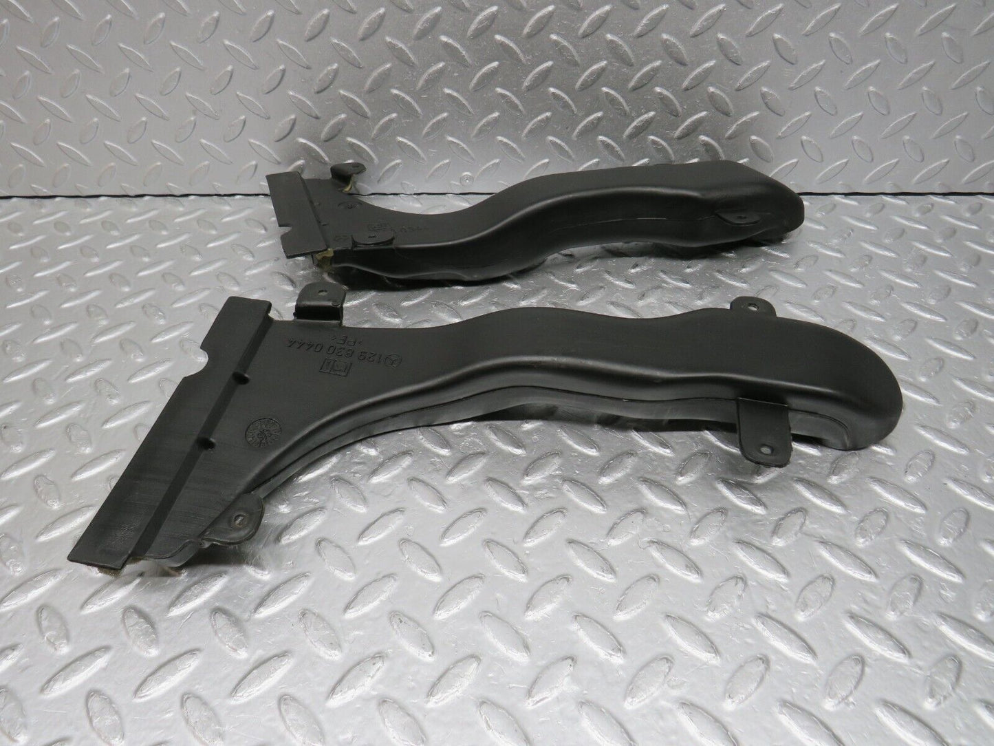 38300 Mercedes-Benz R129 280SL Coupe Front Air Vent Duct Pair 1298300344 1298300444