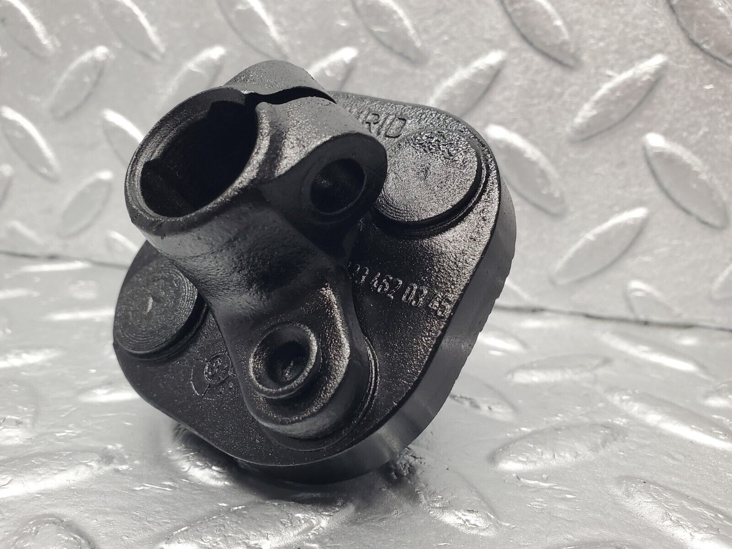 46636 Mercedes-Benz C123 280CE Coupe Steering Column Lower Shaft Connector 1234620346