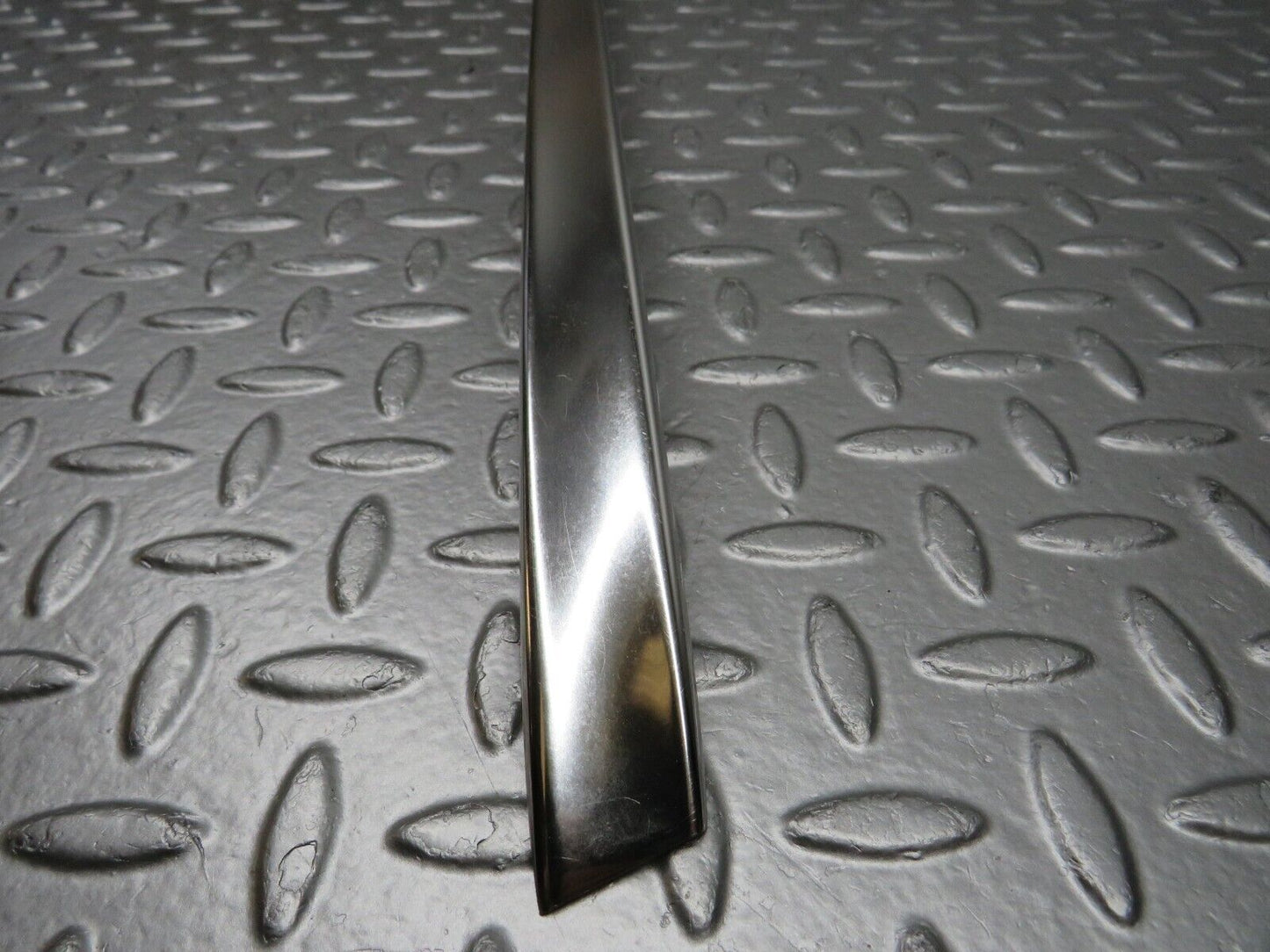 40203 Mercedes-Benz R107 Hardtop Roof Chrome Right Side