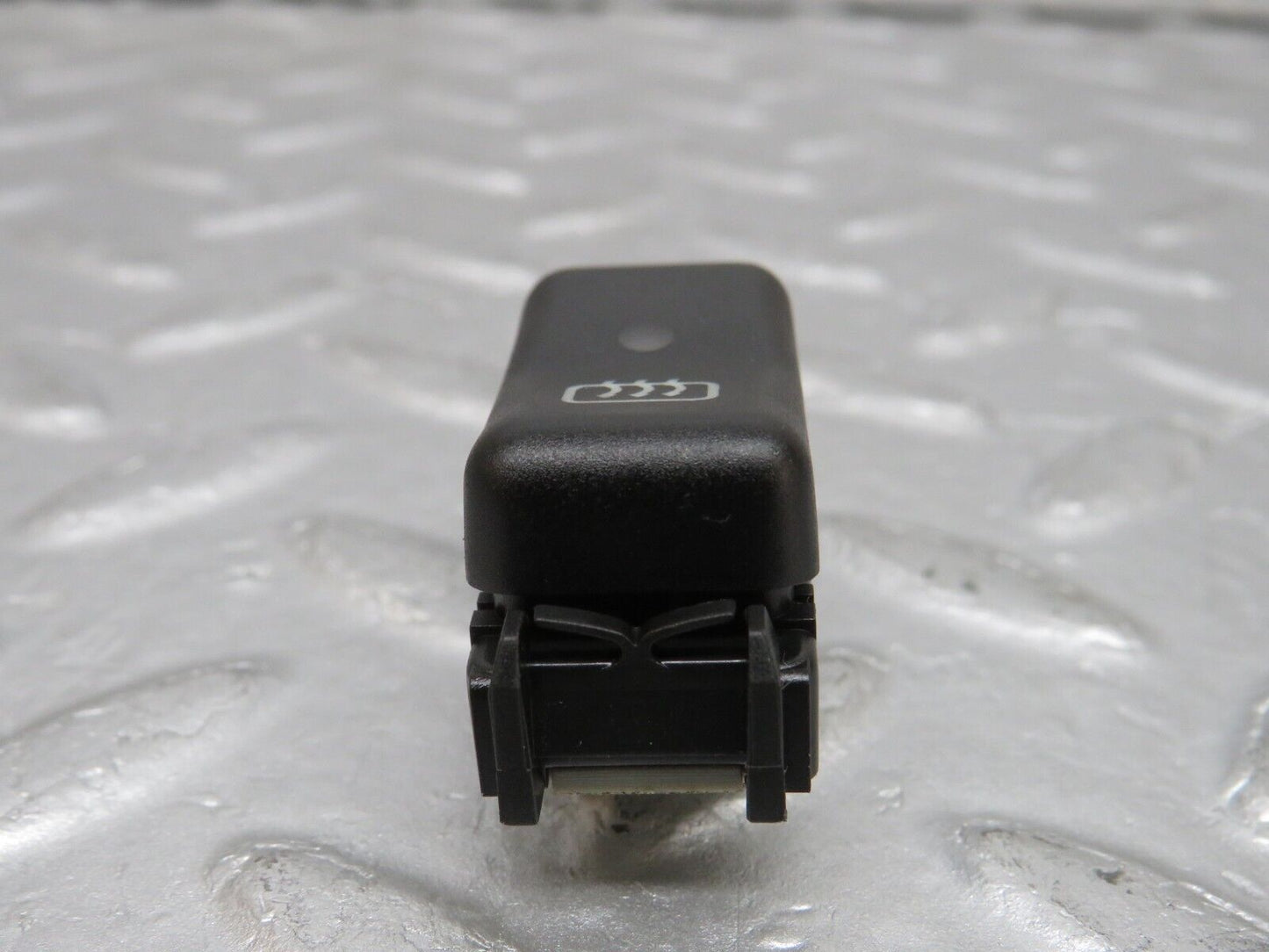 38087 Mercedes-Benz A124 320E Rear Windscreen Defroster Switch 1298207410