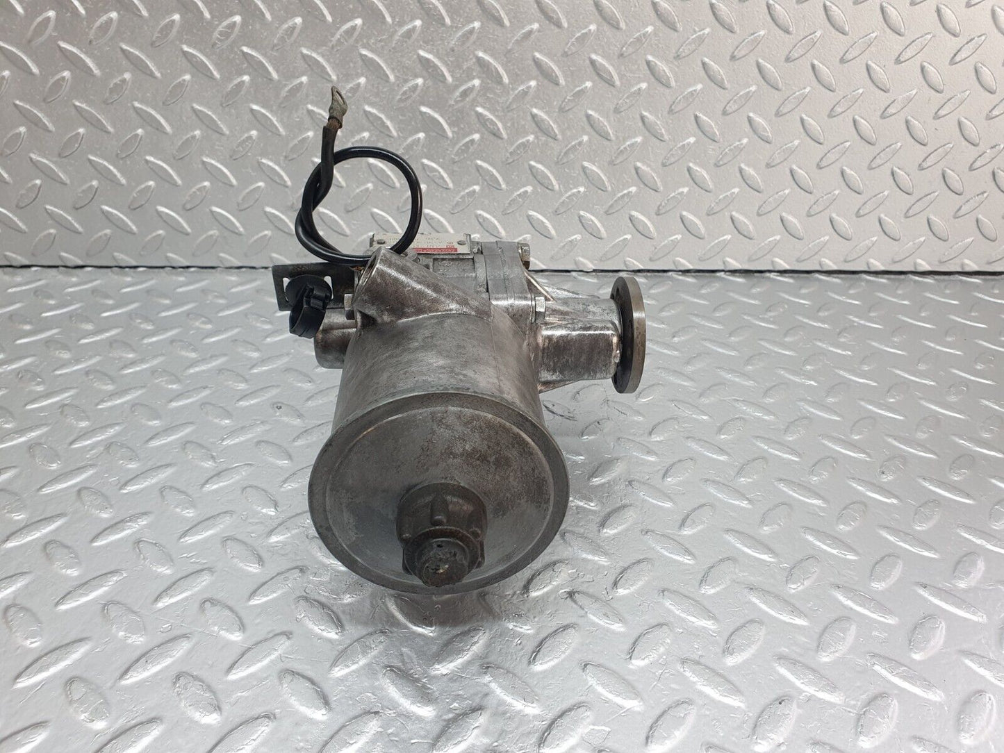 42461 Mercedes-Benz R129 320SL Coupe Power Steering Pump 2104661901 7681900501
