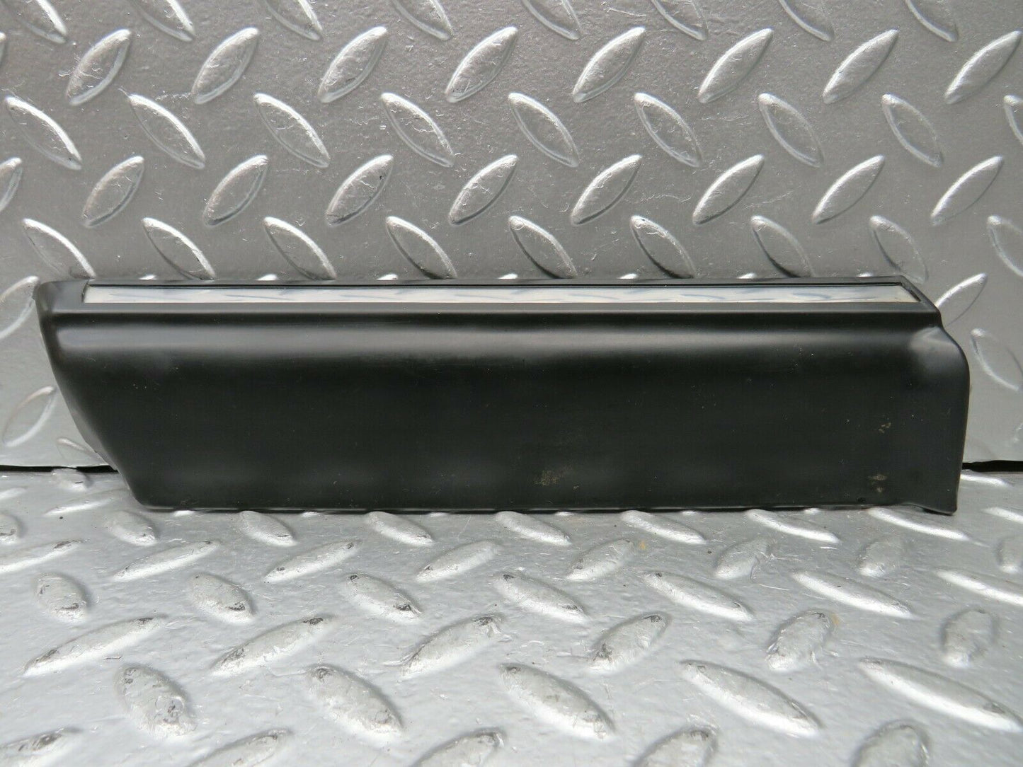 23005 Mercedes-Benz C123 230CE Coupe Front Left Fender Wing Lower Moulding Trim