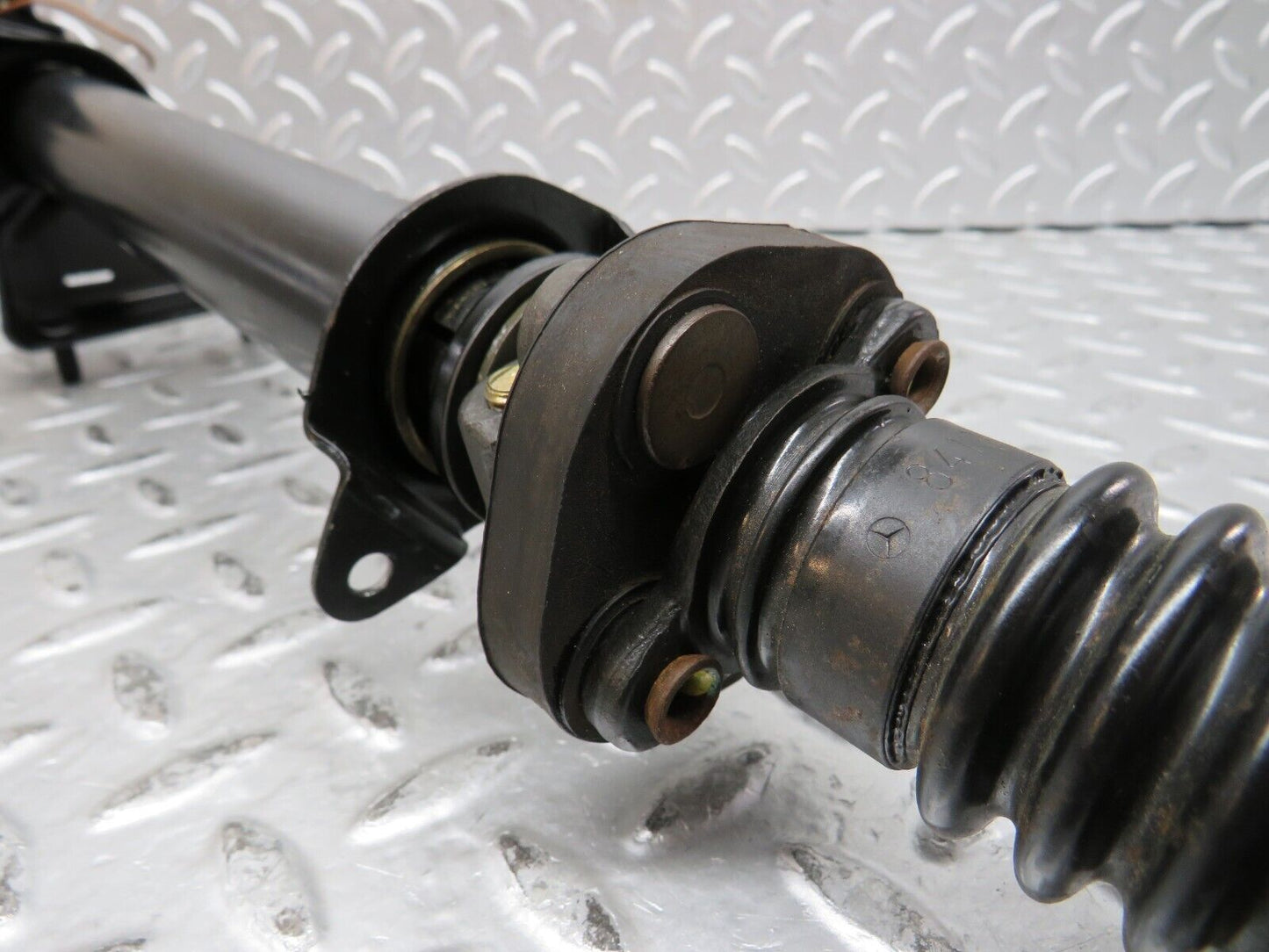 28598 Mercedes-Benz W123 230E Steering Column