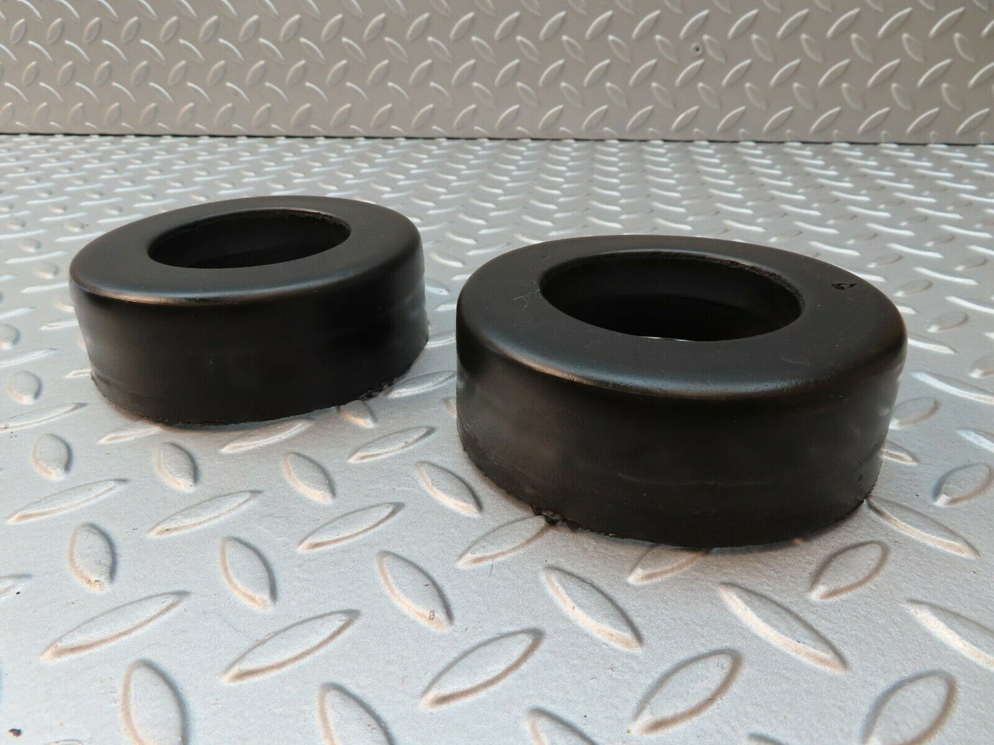 4219 Mercedes-Benz V123 240D LWB Front Rubber Buffer Suspension 1233211584