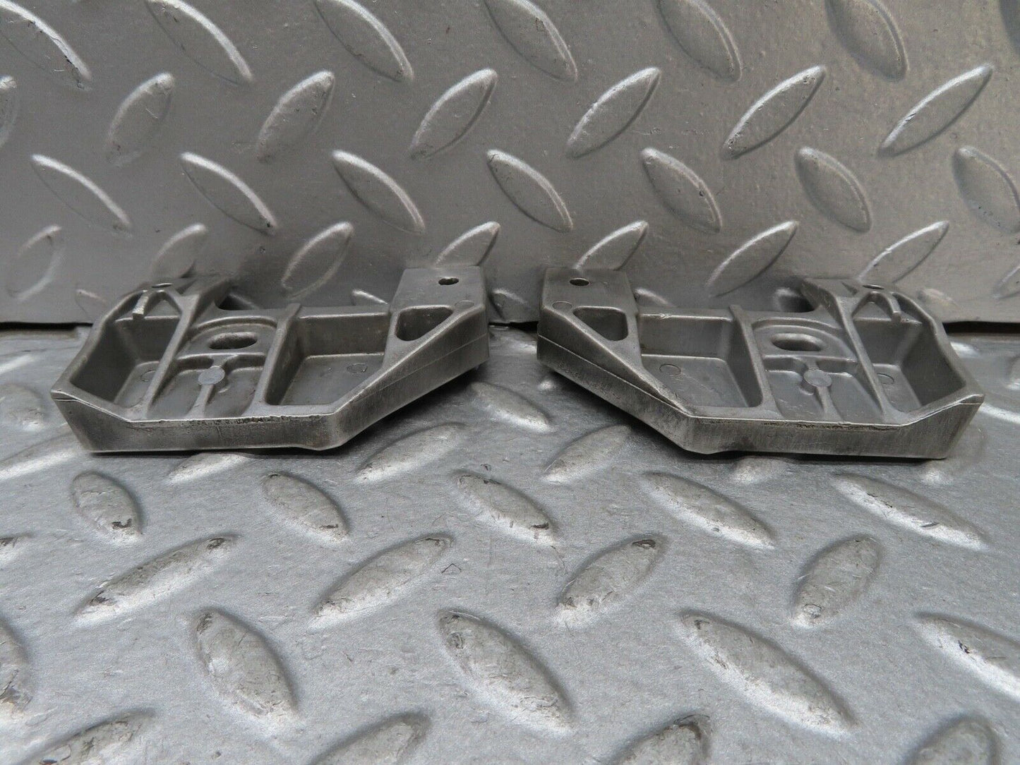 17393 Mercedes-Benz R129 300SL Coupe Door Window Guide Pad Pair 1247250132