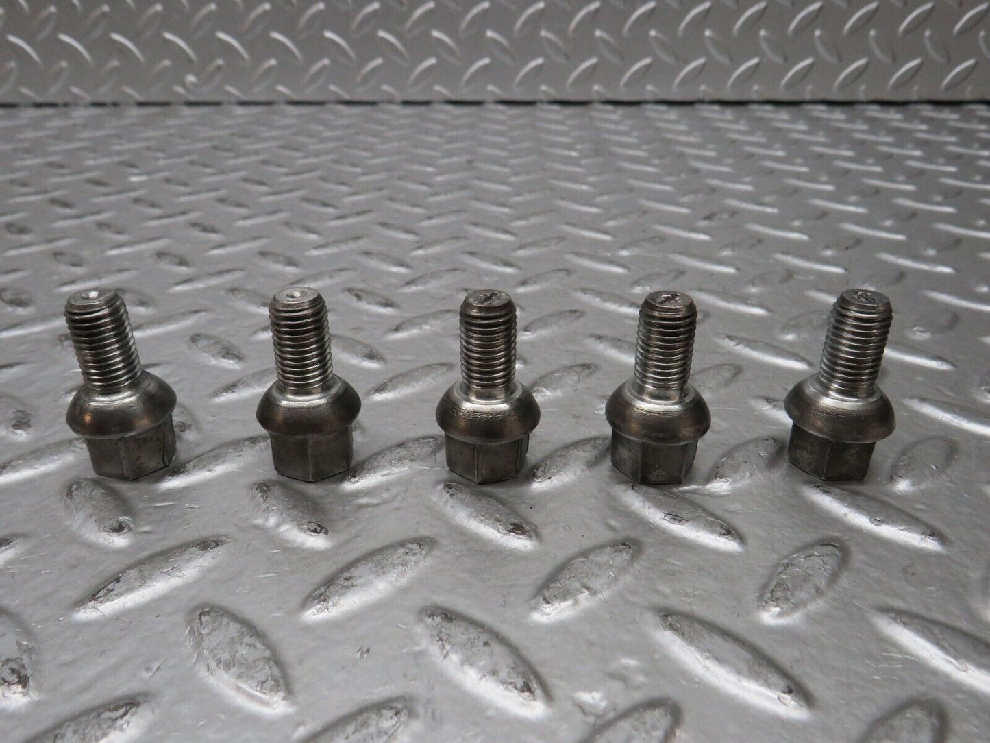 28887 Mercedes-Benz 5x Steel Wheel Lug Bolt M12x1.5