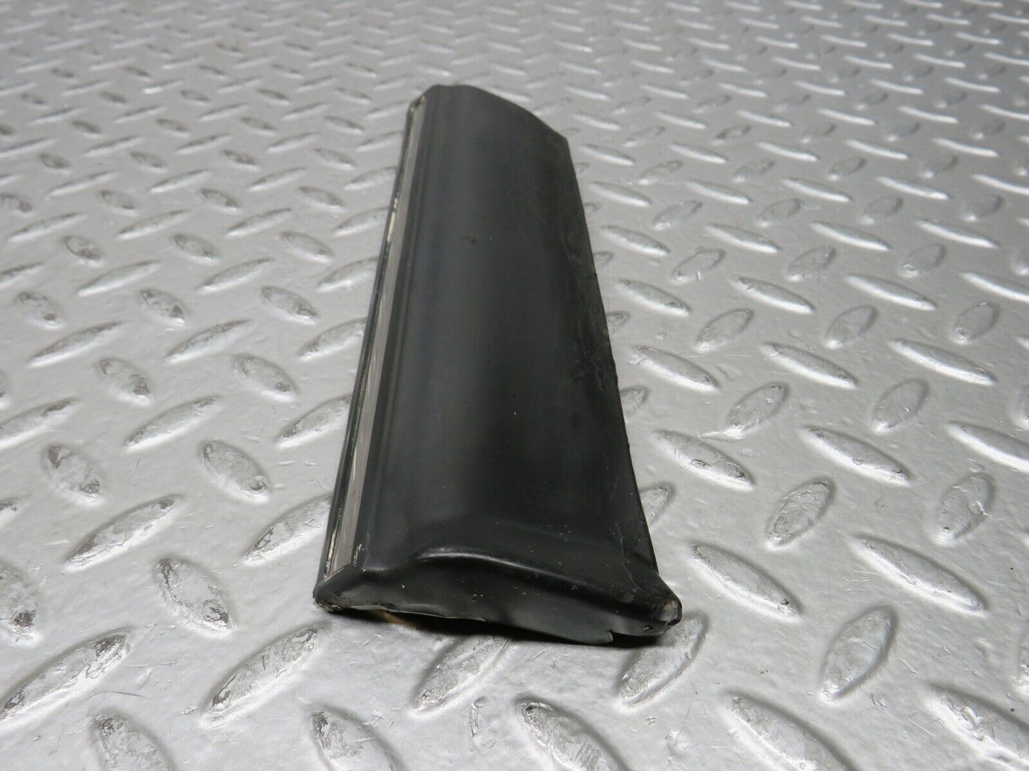 28617 Mercedes-Benz W123 280E Front Right Fender Wing Lower Moulding Trim