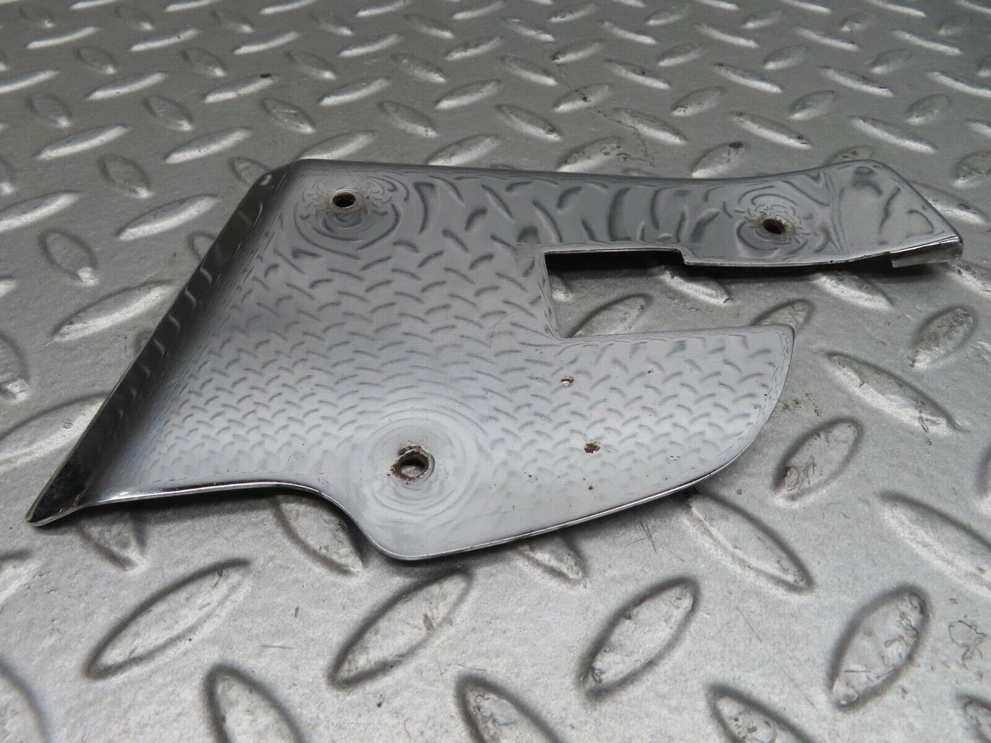 13861 Mercedes-Benz R107 450SL Right Door Chrome Cover