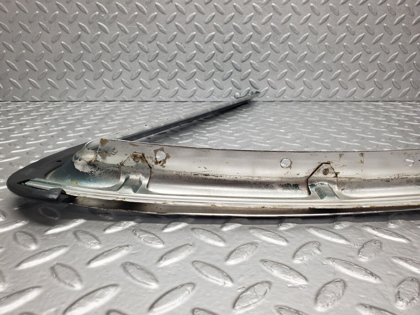 46505 Mercedes-Benz C123 280CE Coupe Rear Right Roof Chrome Moulding Trim
