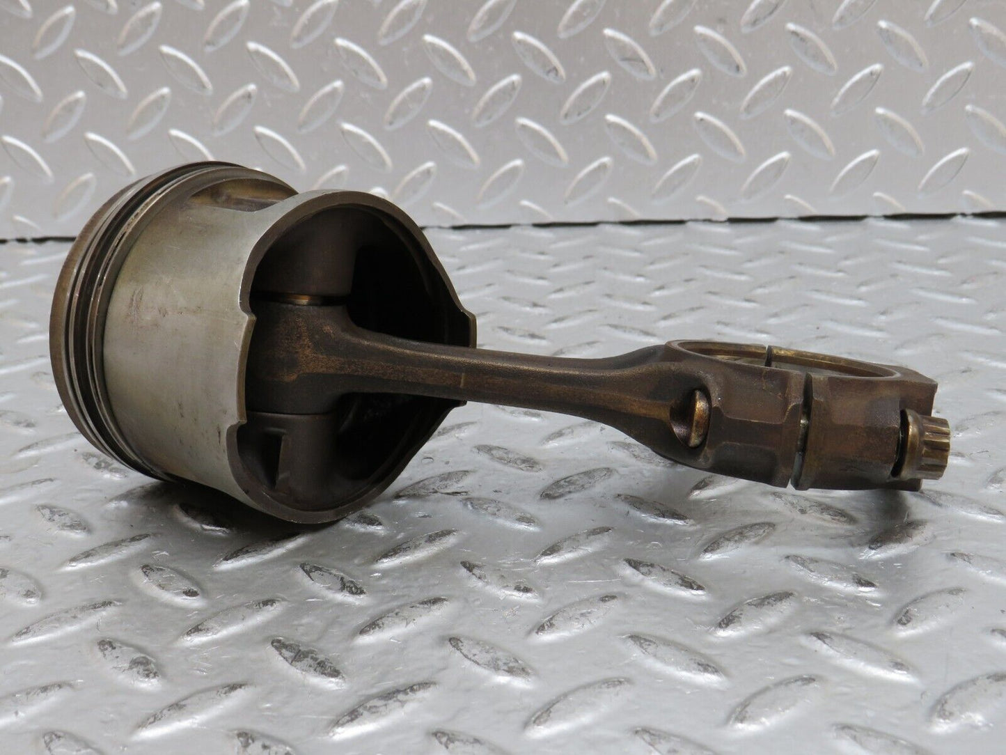 28154 Mercedes-Benz W123 280E Piston With Connecting Rod 85.986 mm 11004