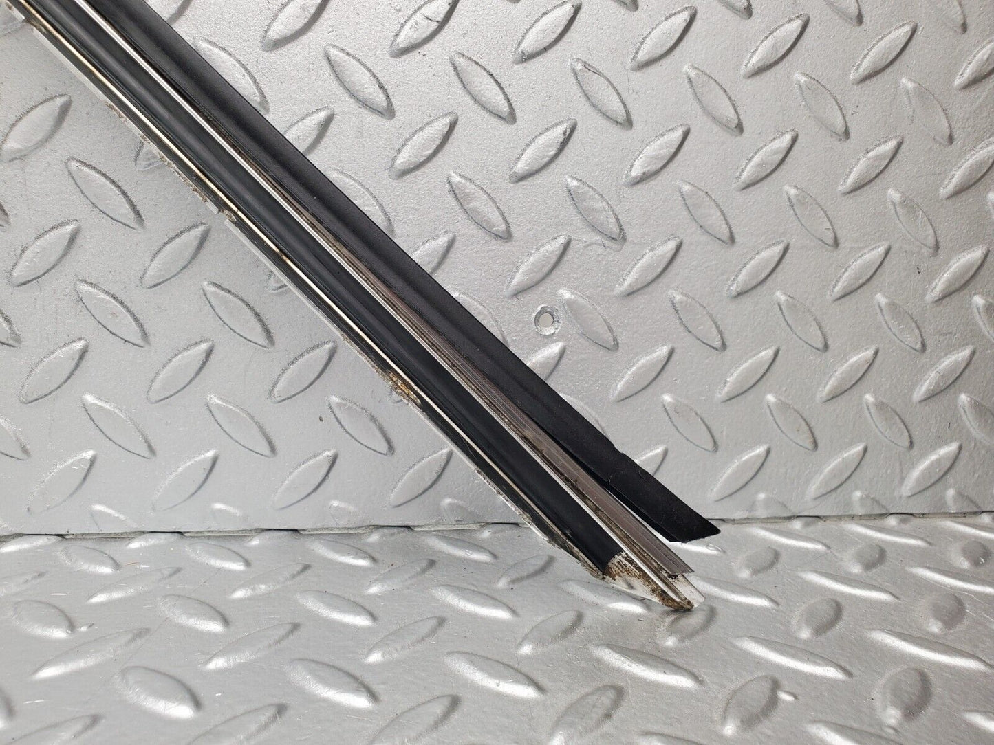 46558 Mercedes-Benz C123 280CE Coupe Roof Chrome Moulding Trim Left Side