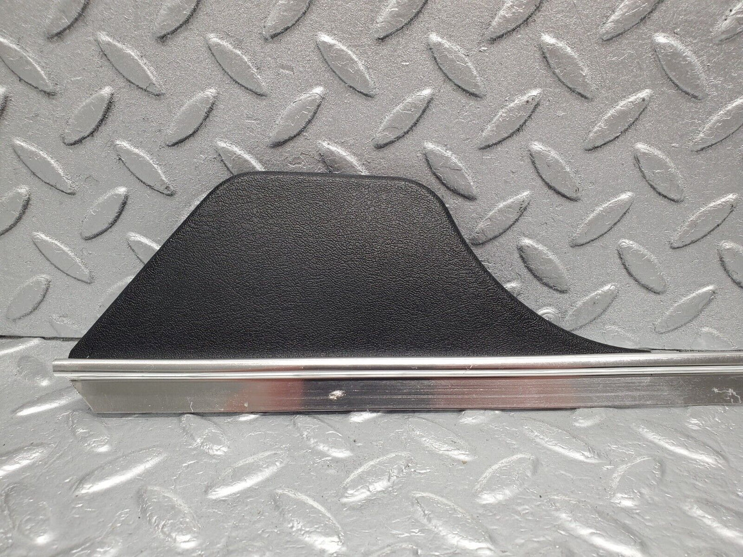 46375 Mercedes-Benz C123 280CE Coupe Seat Belt Presenter Cover Chrome Trim Left