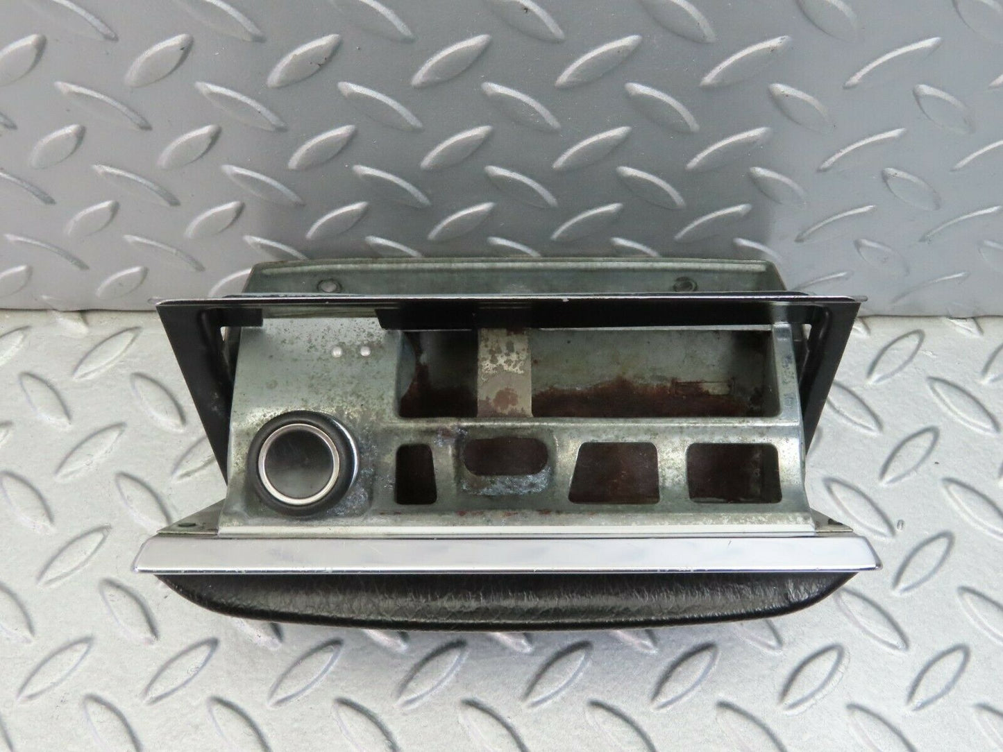 7905 Mercedes-Benz W115 220D Centre Console Ashtray Black