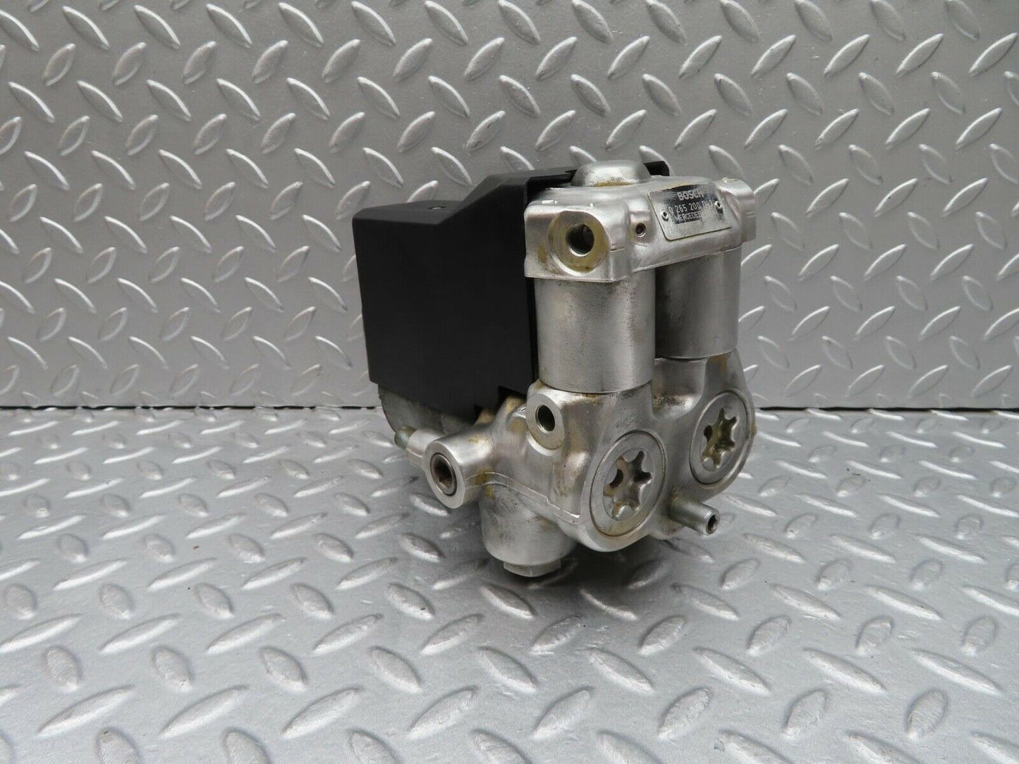 11902 Mercedes-Benz R129 300SL Coupe ABS Brake Pump Bosch 0265200043
