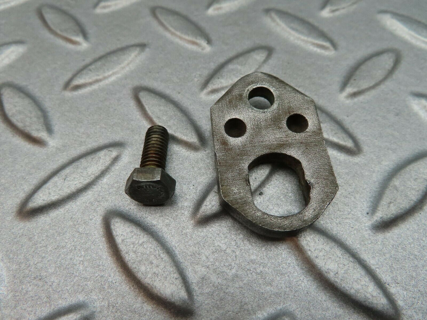 5131 Mercedes-Benz R107 350SL Fuel Injector Bracket