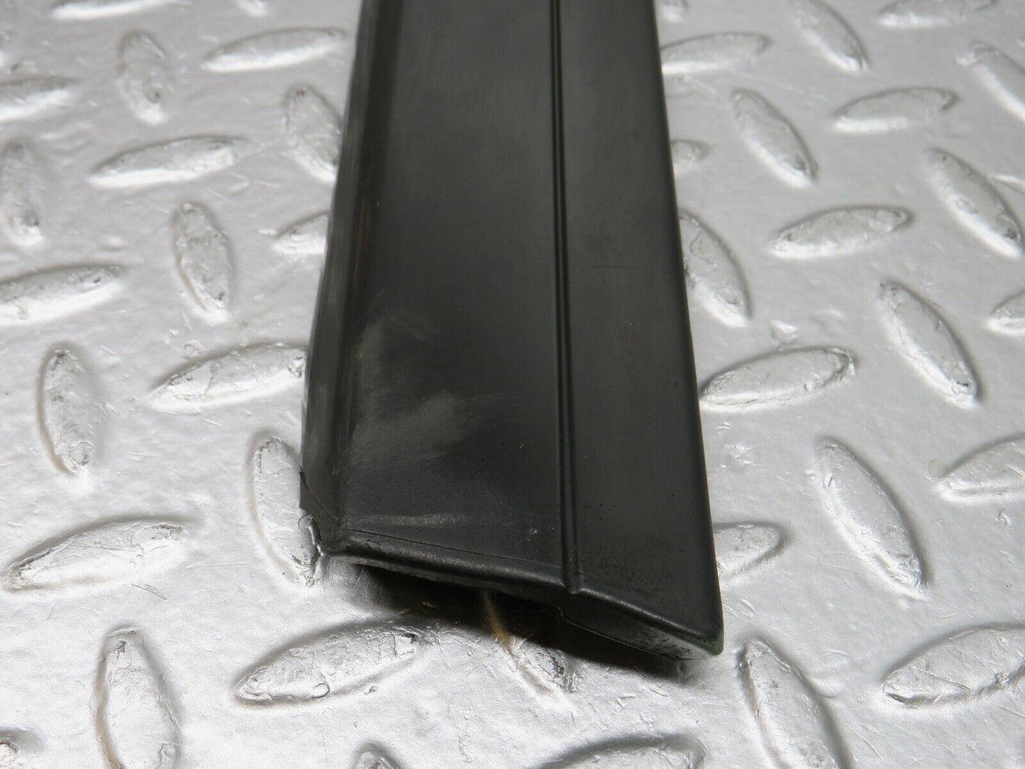 33960 Mercedes-Benz W124 260E Rear Left Door Lower Moulding Trim