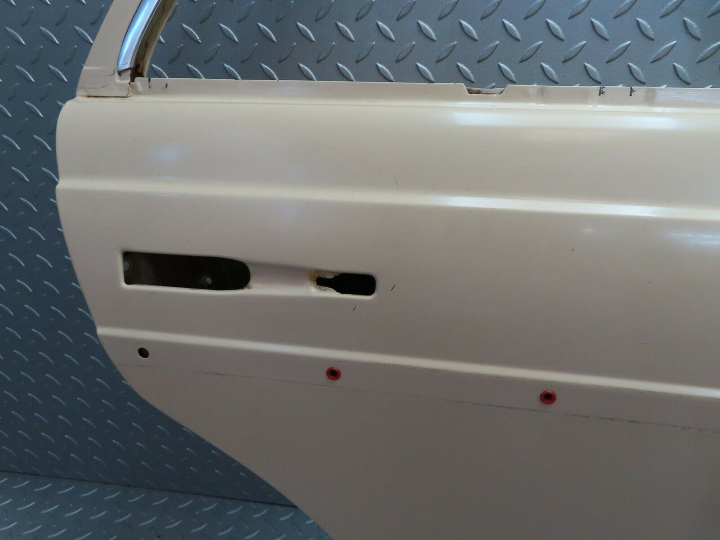 7001 Mercedes-Benz W123 230E Rear Right Door