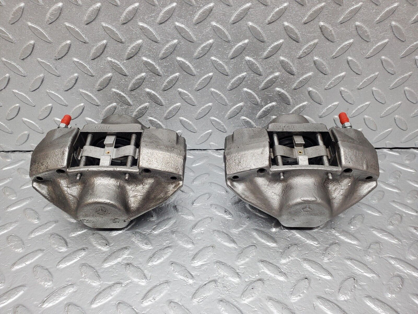 45917 Mercedes-Benz W126 420SE Rear Brake Caliper Left & Right ATE