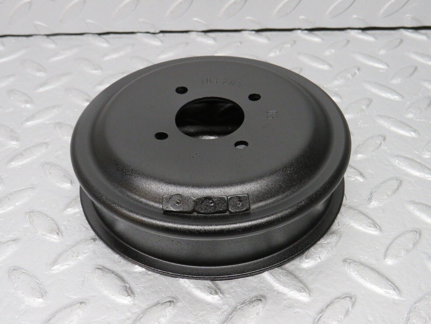 38545 Mercedes-Benz R129 280SL Coupe Engine Belt Pulley 1032050510