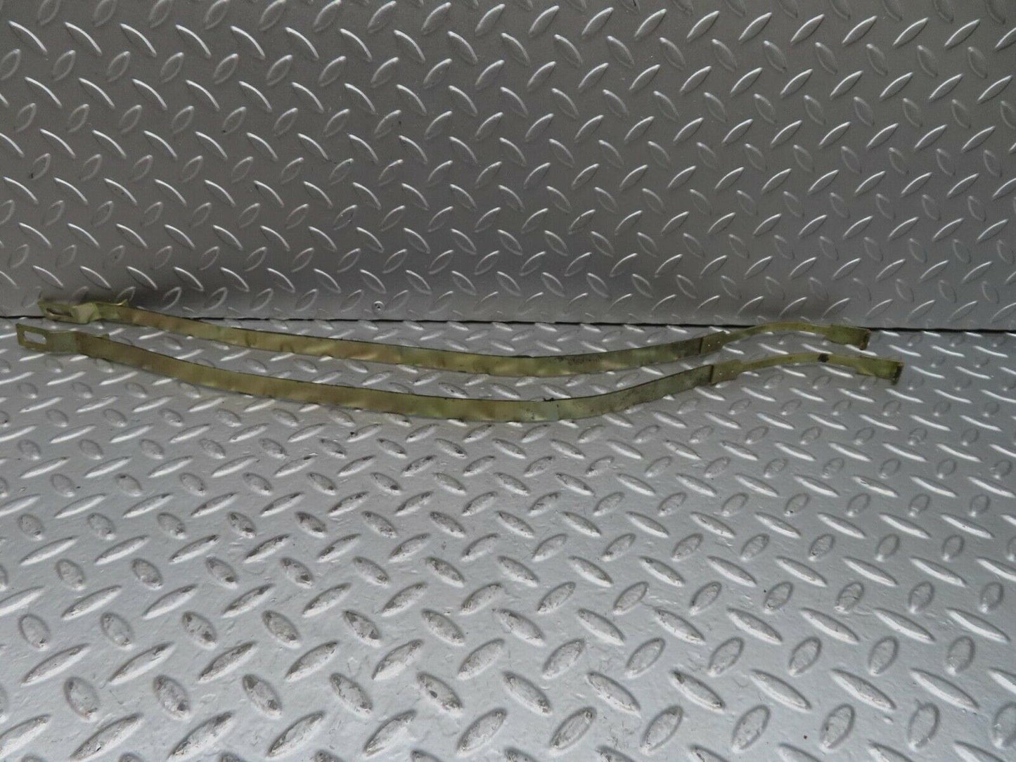 15378 Mercedes-Benz W123 230E Heater Box Holder Strap
