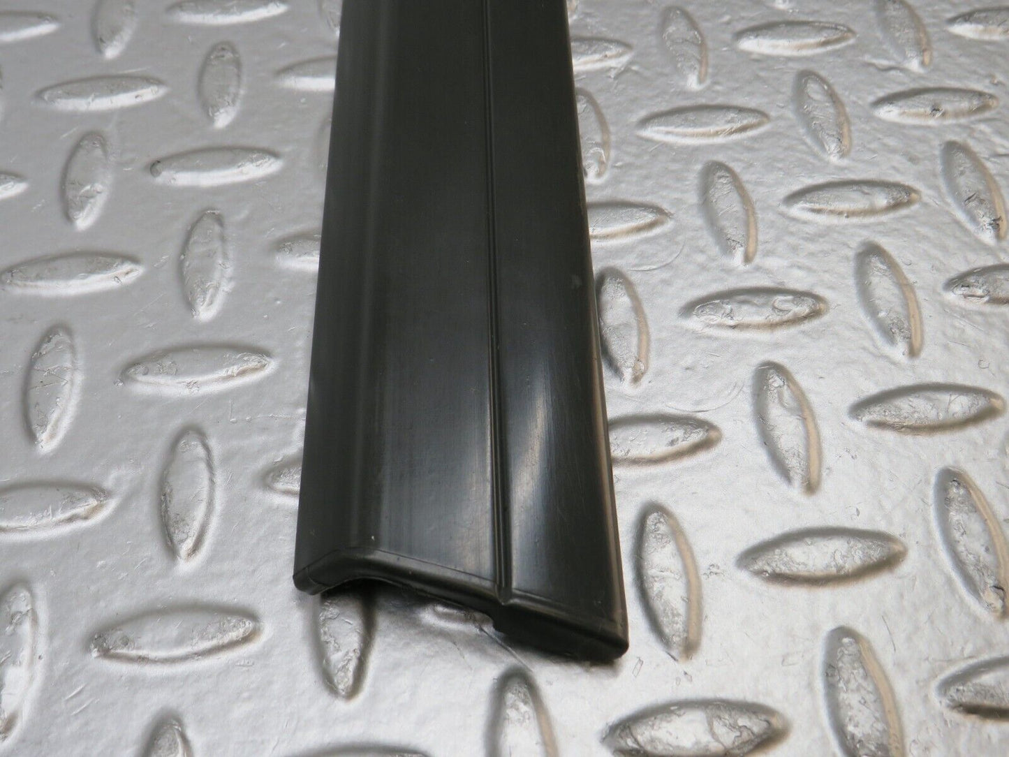 33844 Mercedes-Benz W201 190E 2.0L Front Right Door Lower Moulding Trim