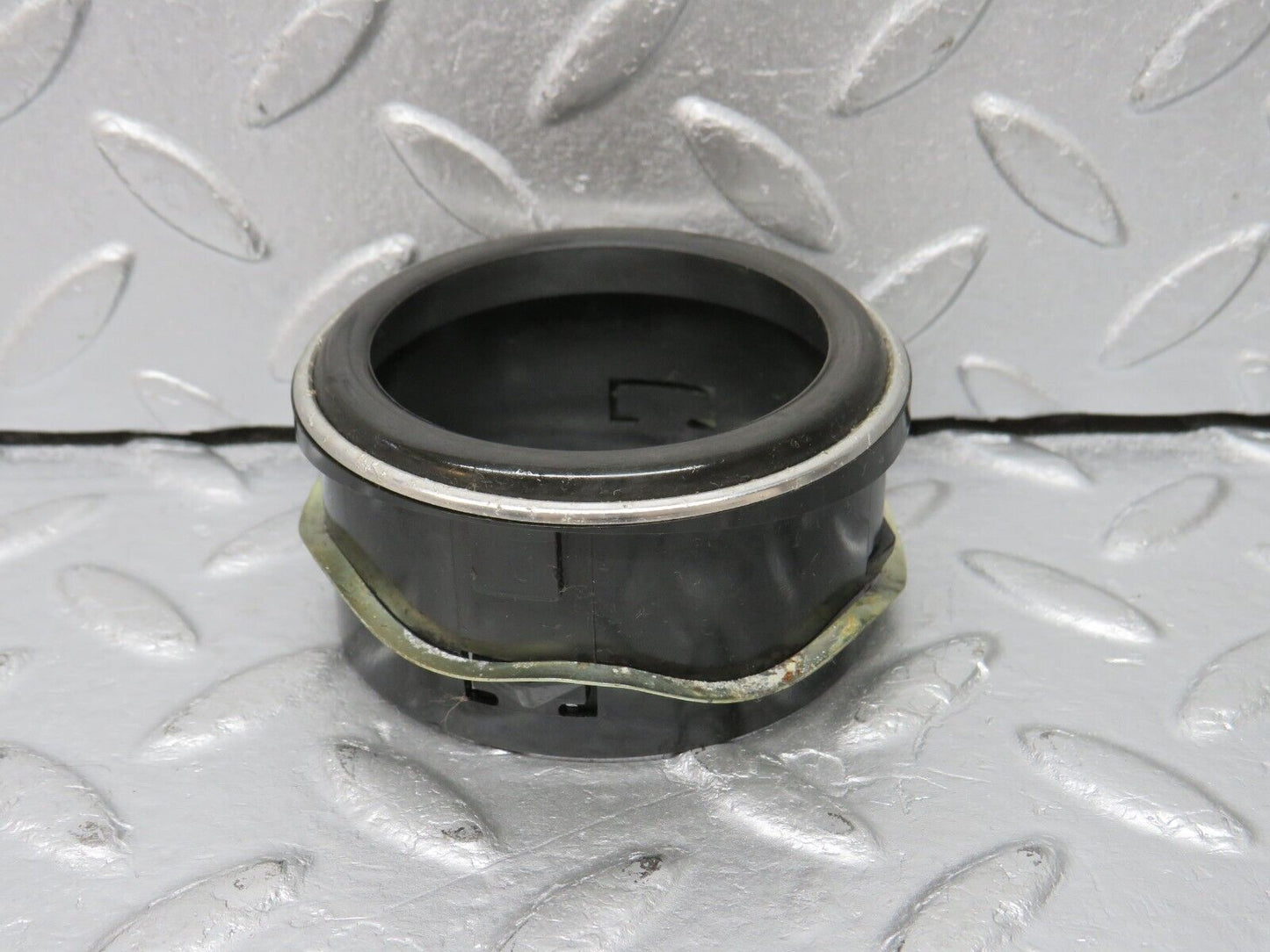 39184 Mercedes-Benz R107 500SL Dashboard Air Vent Chrome Bezel