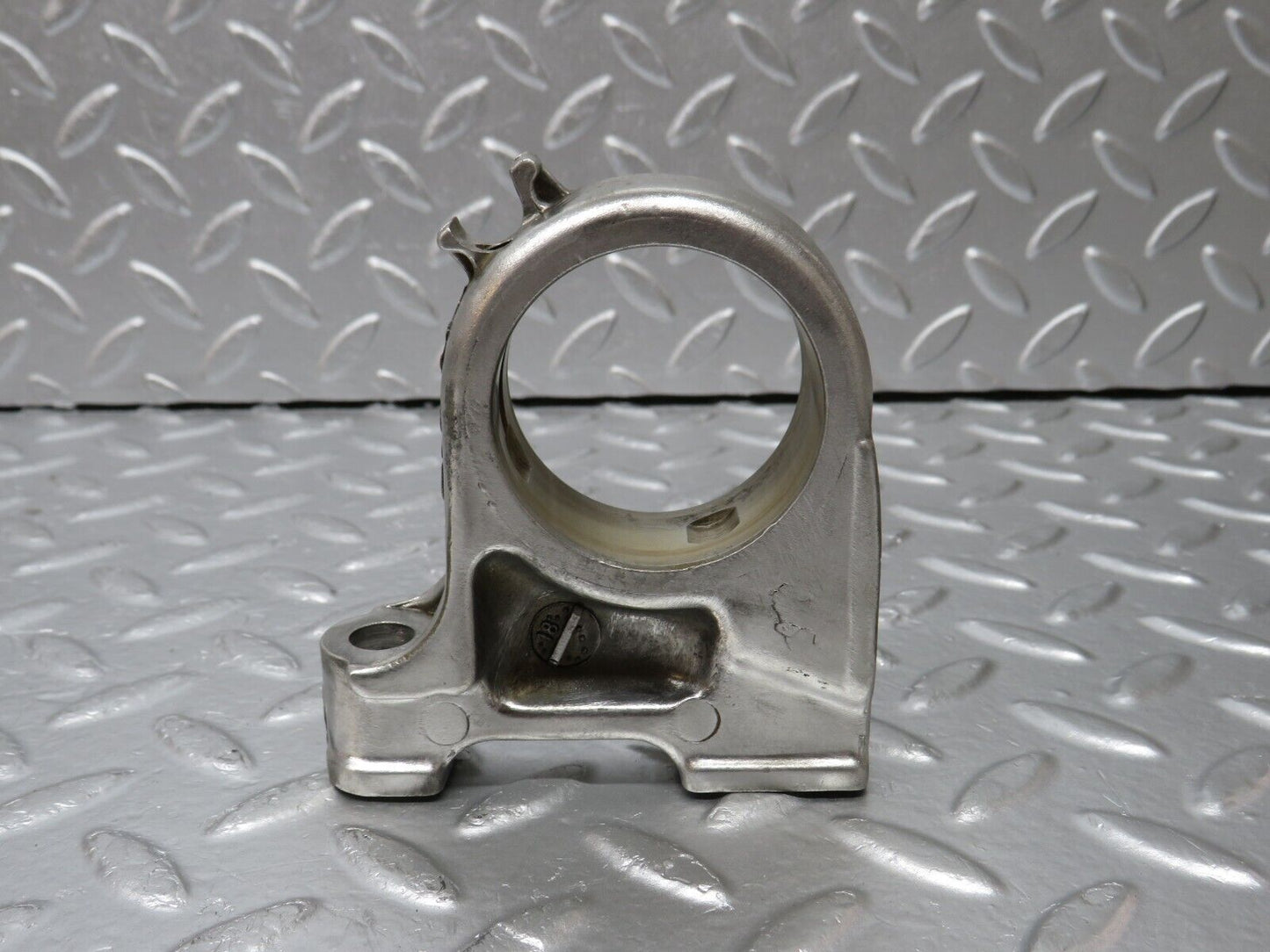 31305 Mercedes-Benz C107 R107 Camshaft Tower Bearing 1160513712