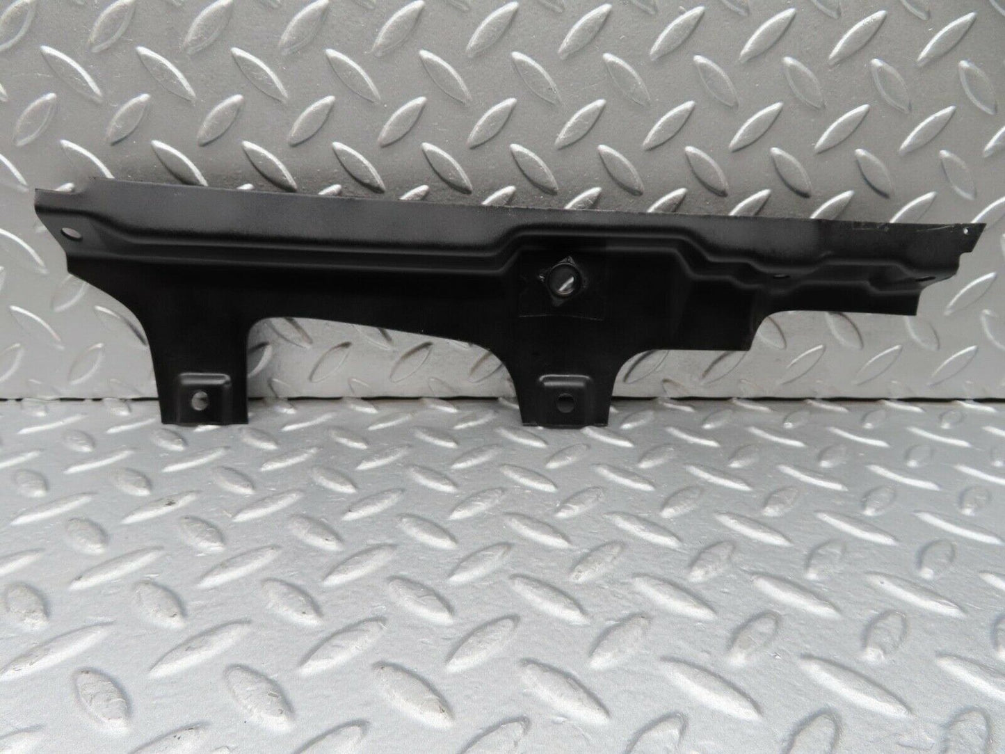 14055 Mercedes-Benz C107 280SLC Rear Right Inner Window Seal Holder Bracket