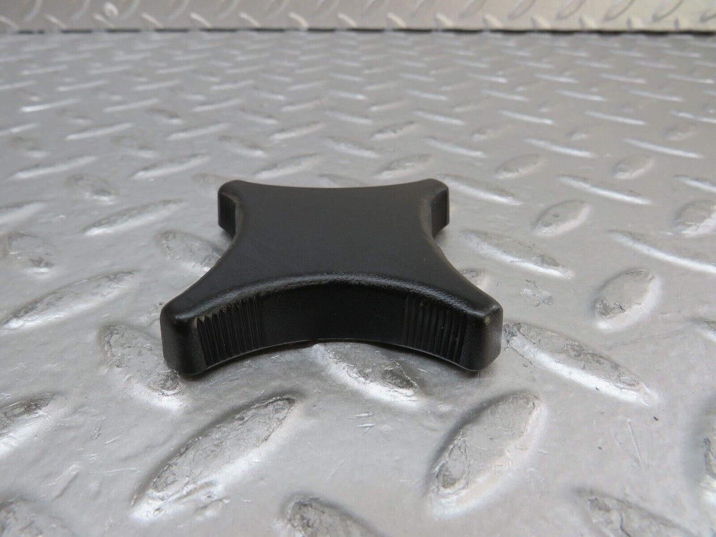 26707 Mercedes-Benz C124 220CE Coupe Right Seat Base Adjuster Handle Knob