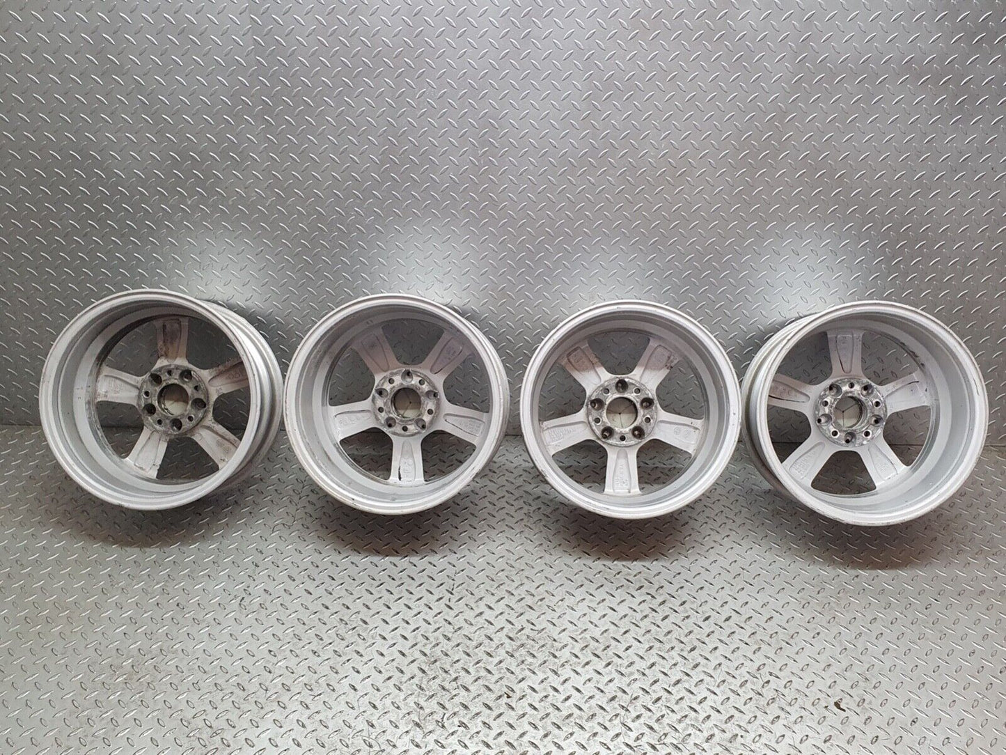 42020 Mercedes-Benz Alloy Wheel Set 7Jx16H2 8Jx16H2 ET31 ET32  2034012902
