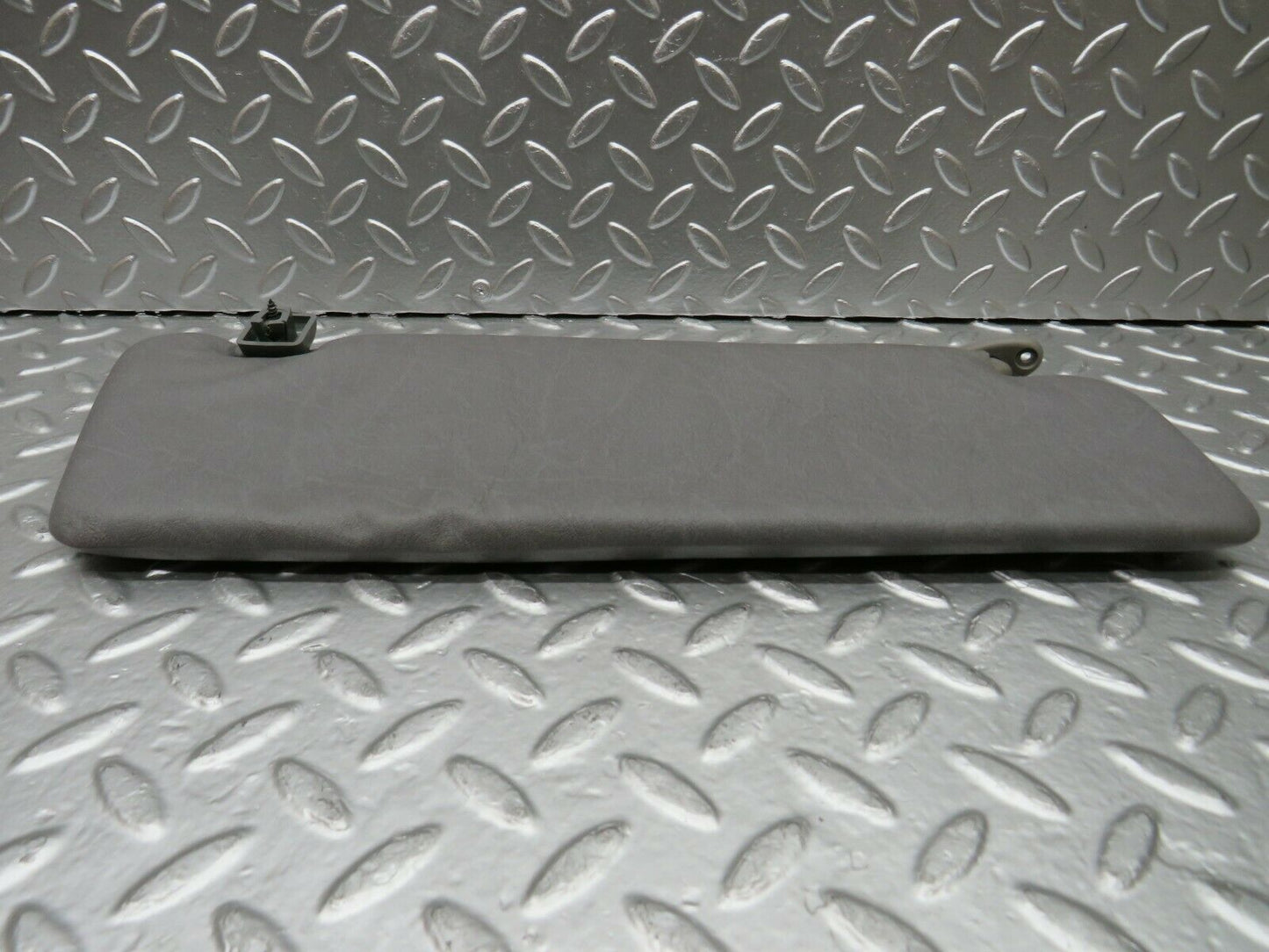 22520 Mercedes-Benz C124 E220 Coupe Sun Visor Right Side Grey