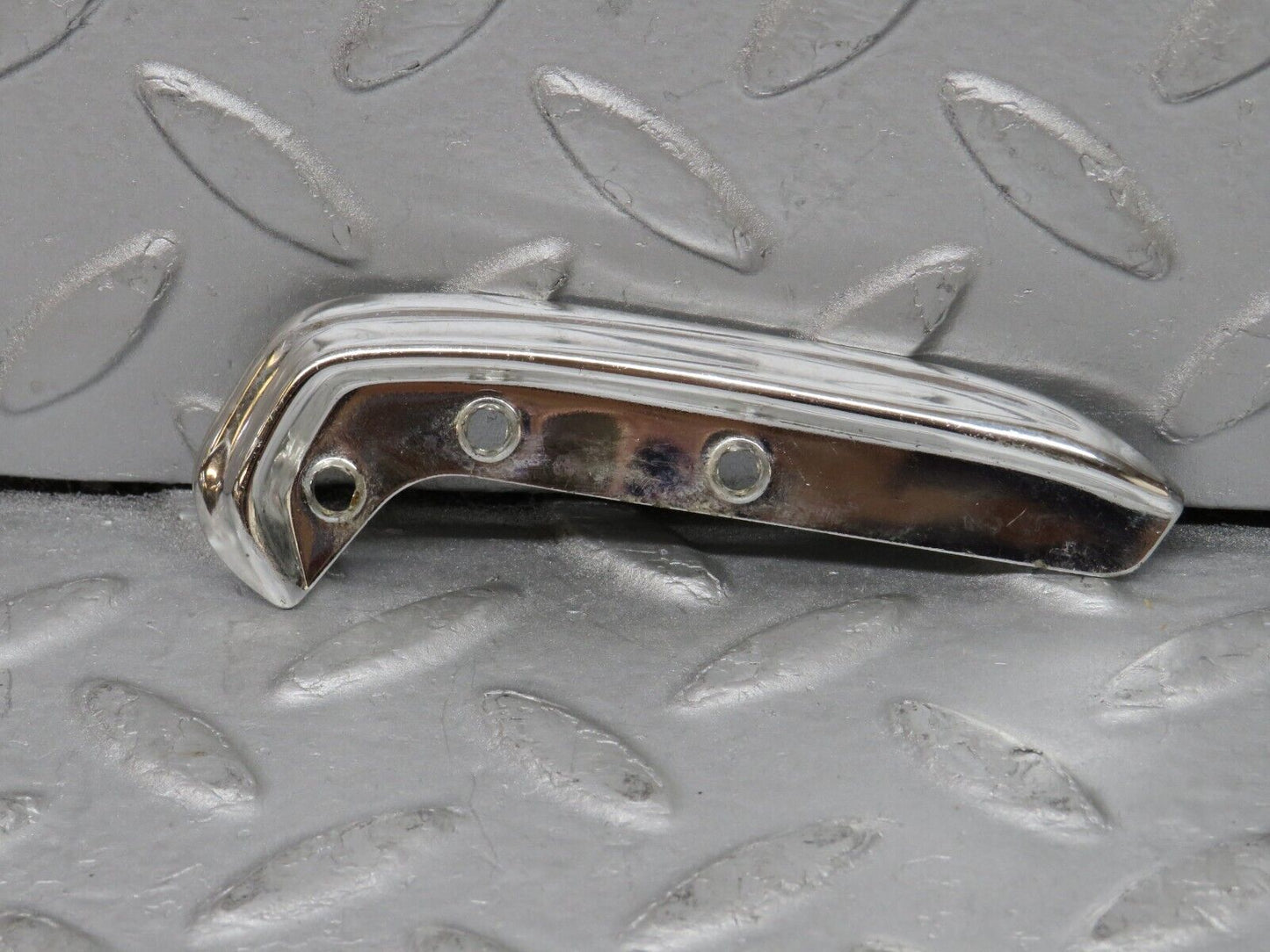 35813 Mercedes-Benz W108 Interior Door Handle Chrome Trim Pair Front Right