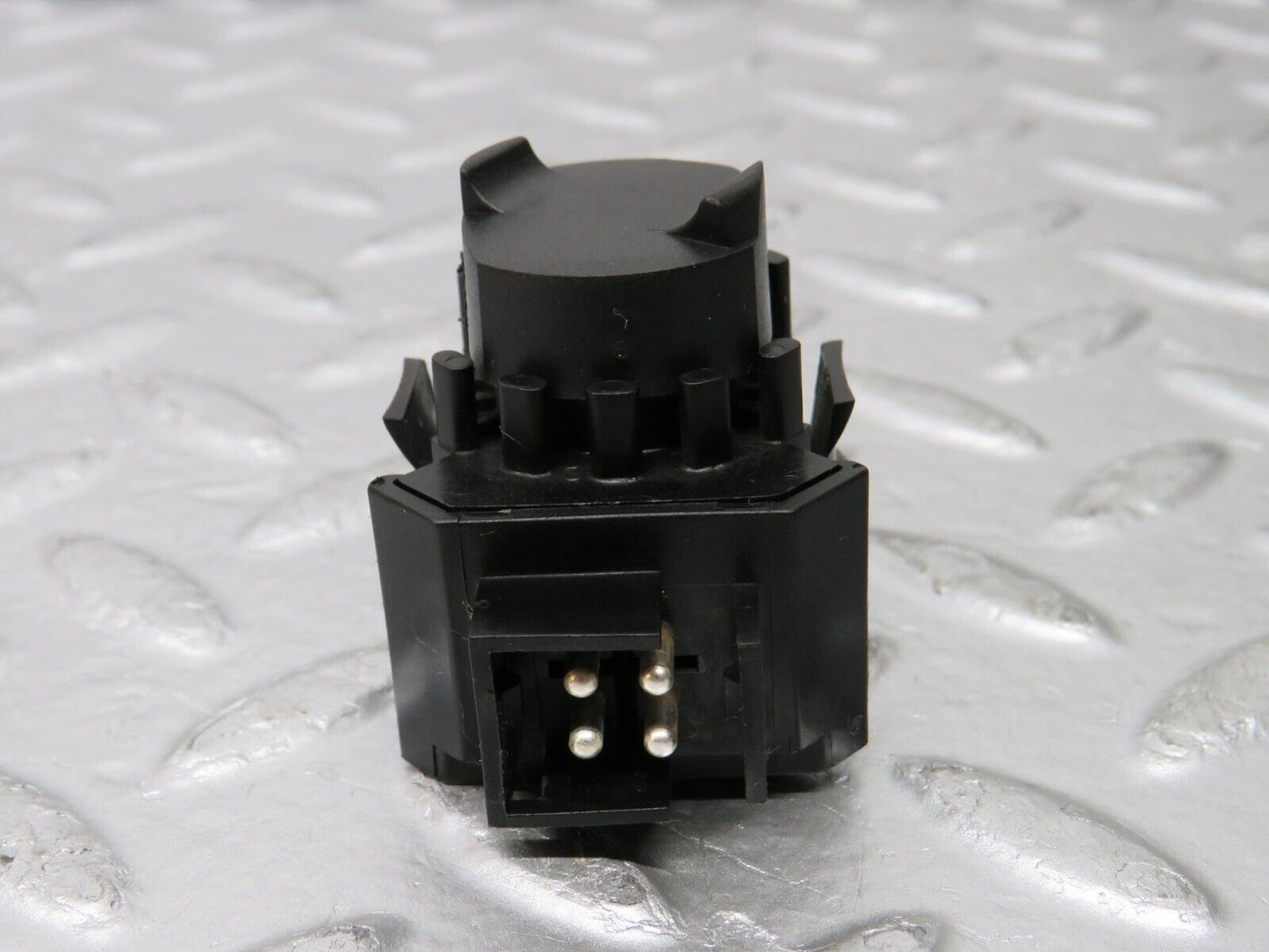 29541 Mercedes-Benz W124 230E Kick Down Switch 0025452214