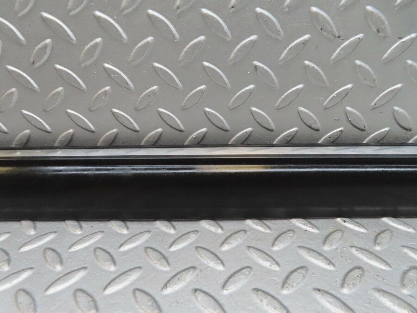 15857 Mercedes-Benz W123 280E Front Right Door Lower Moulding Trim