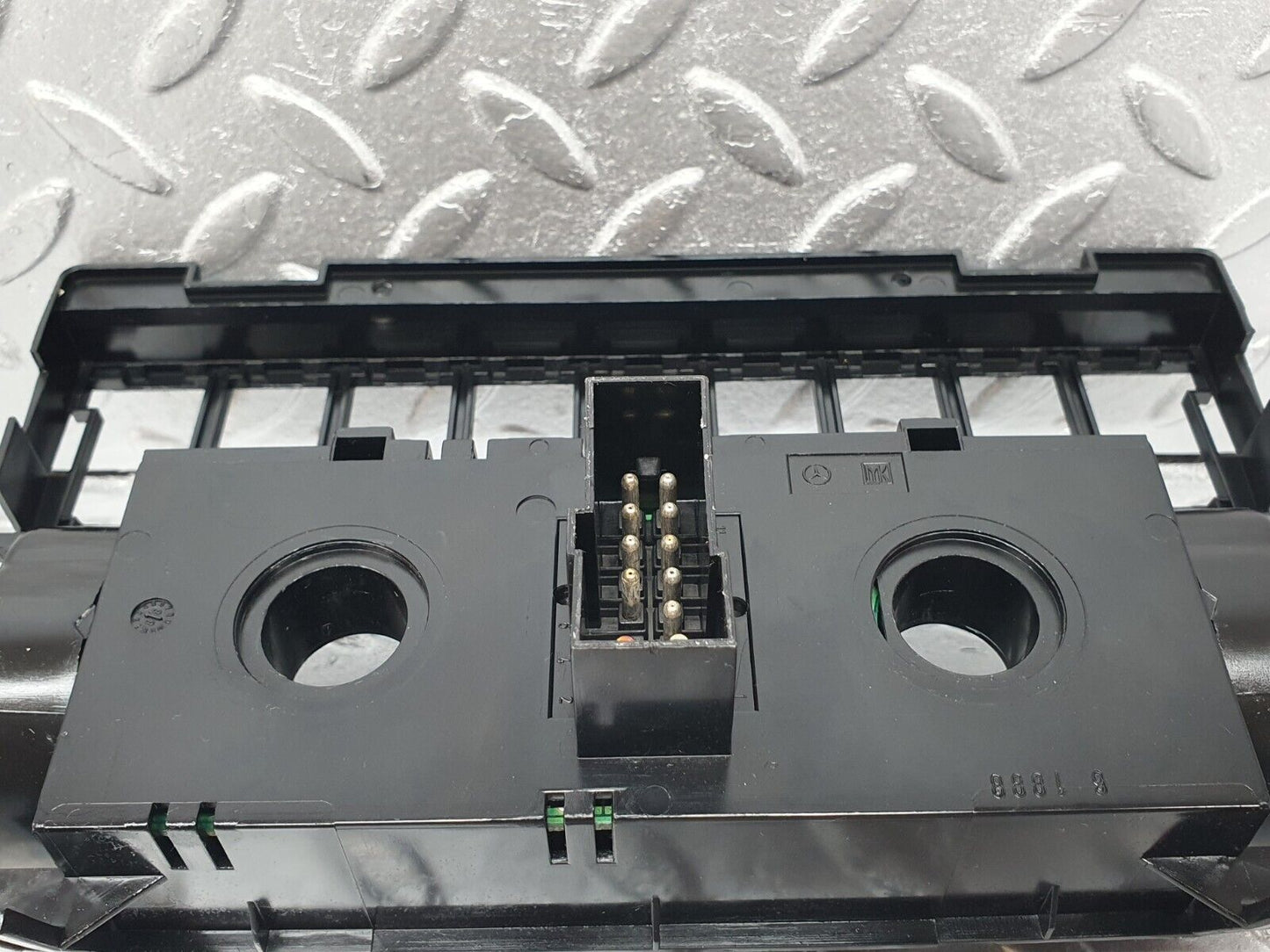 41464 Mercedes-Benz W124 200E Heater Control Unit Panel 1248302685