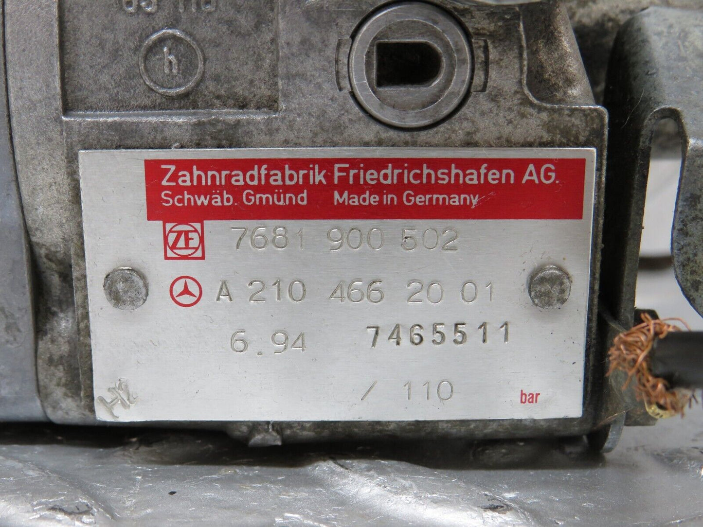 25788 Mercedes-Benz W124 280E Power Steering Pump 2104662001