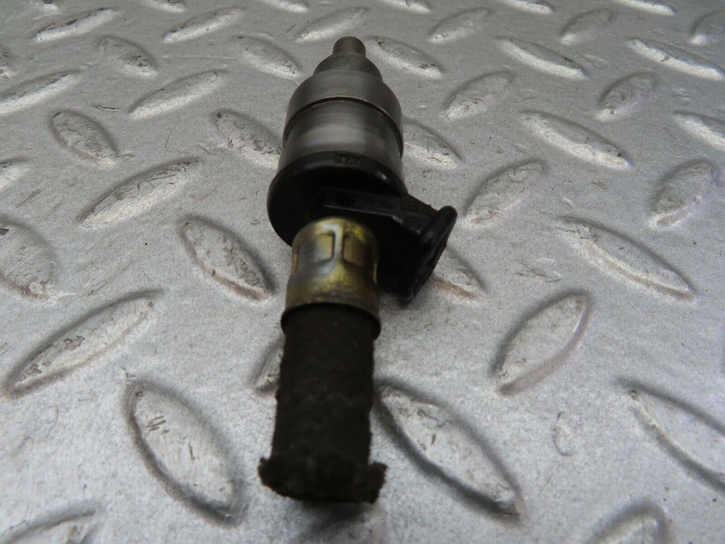 13340 Mercedes-Benz W116 350SE Fuel Injector Bosch 0280150001