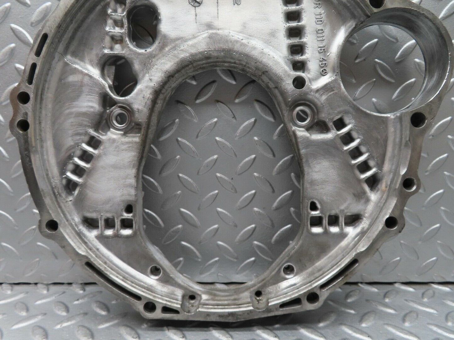 16990 Mercedes-Benz C123 280CE Coupe Gearbox Flange 1100111545