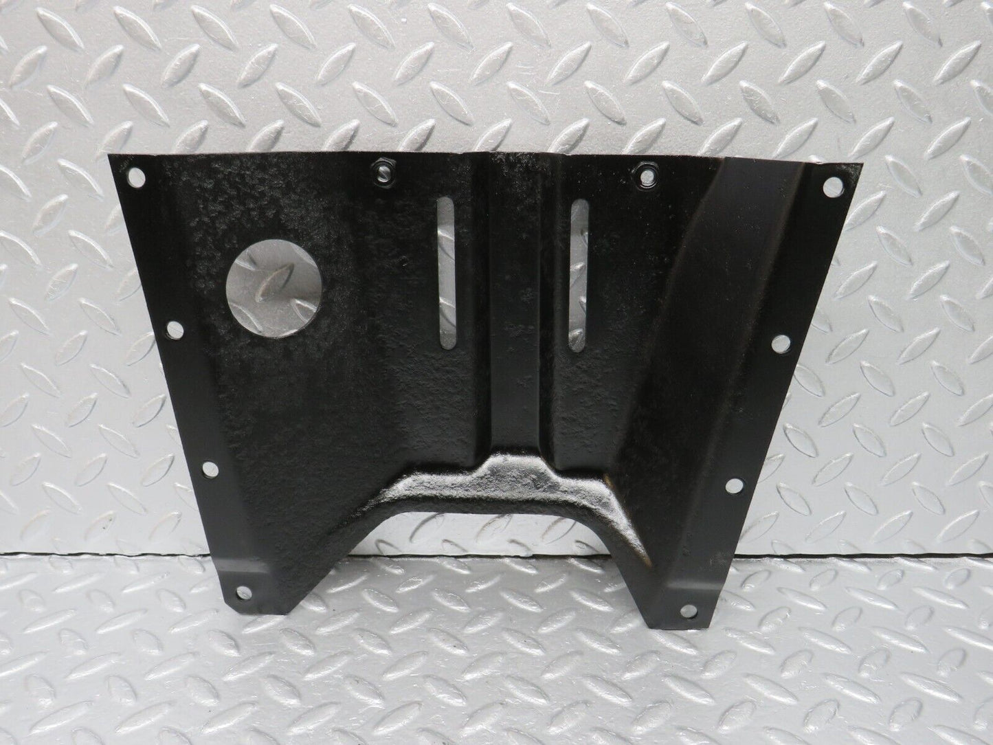 39986 Mercedes-Benz R107 350SL Coupe Gearbox Mount Support Bracket