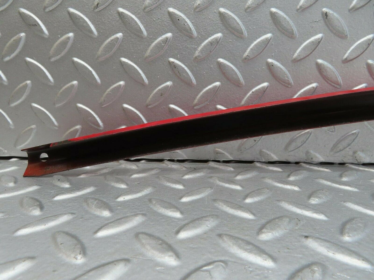 15784 Mercedes-Benz R107 450SL Front Fender Cross Bar