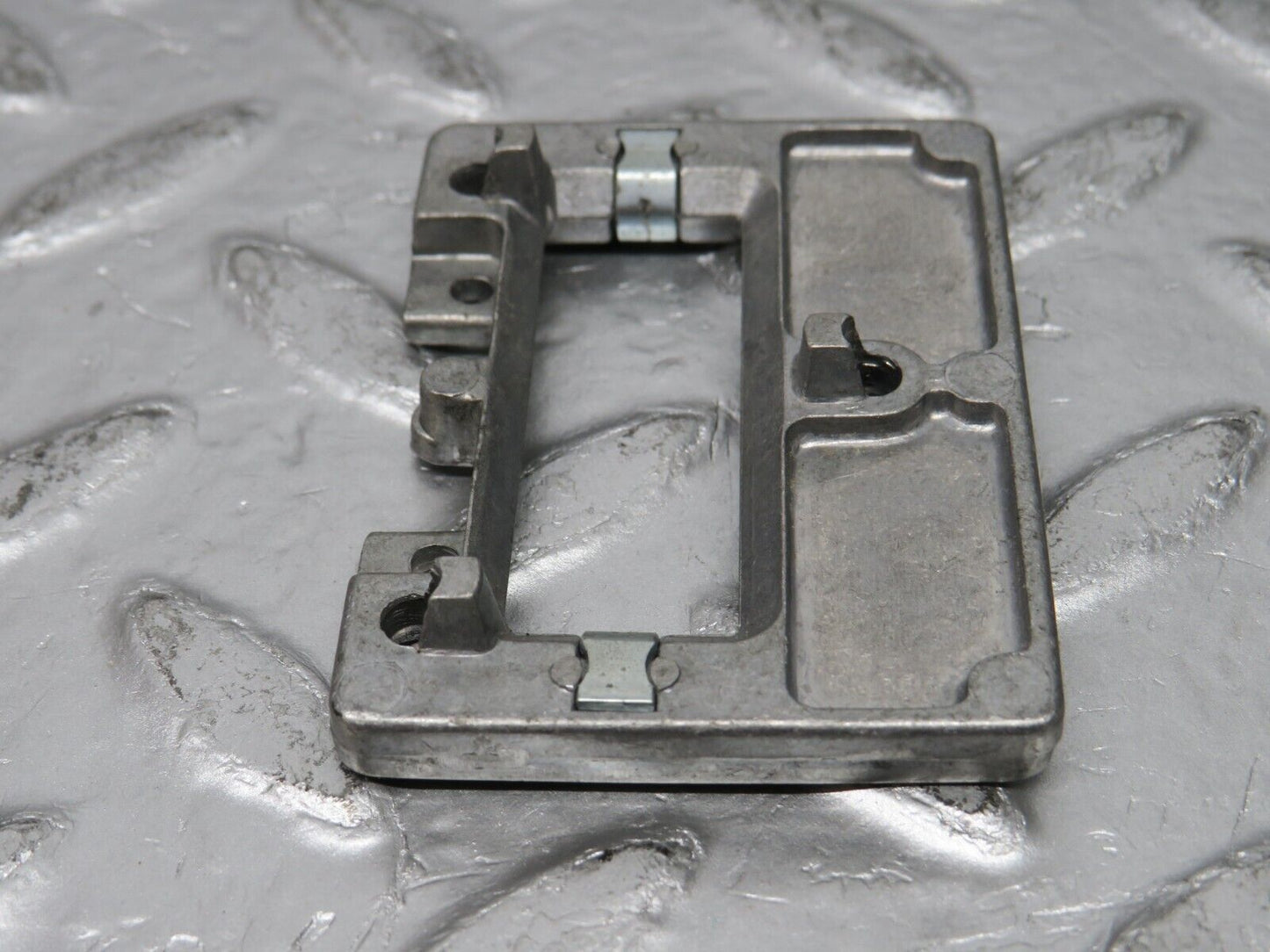 30688 Mercedes-Benz W201 190D Rear View Mirror Bracket 2018100011